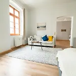 Fullhouse - - B7 - 3 Bedrooms - Smarttv - Nespresso