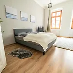 Fullhouse - - B7 - 3 Bedrooms - Smarttv - Nespresso 公寓 *