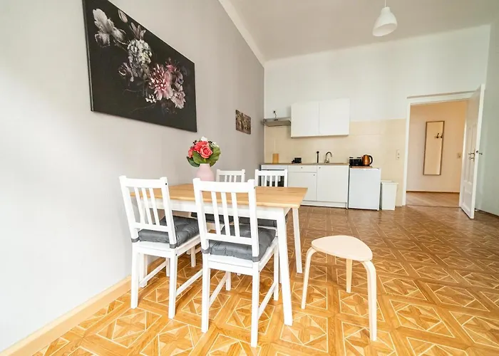 Fullhouse - - B7 - 3 Bedrooms - Smarttv - Nespresso Apartamento